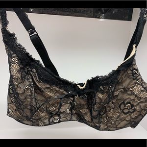 Fredricks of Hollywood Black Lace Bra 38D
